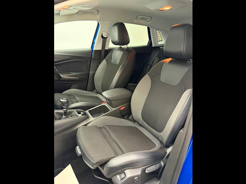 Vauxhall Grandland X 1.2 Turbo SRi Nav Euro 6 (s/s) 5dr
