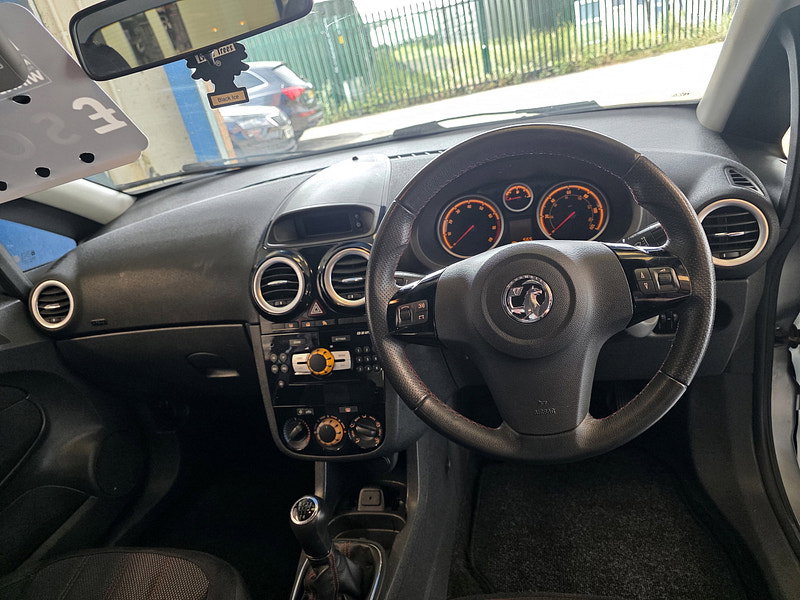 Vauxhall Corsa 1.4 16V SXi Hatchback 5dr Petrol Manual Wide Ratio Euro 5 (A/C) (100 ps)