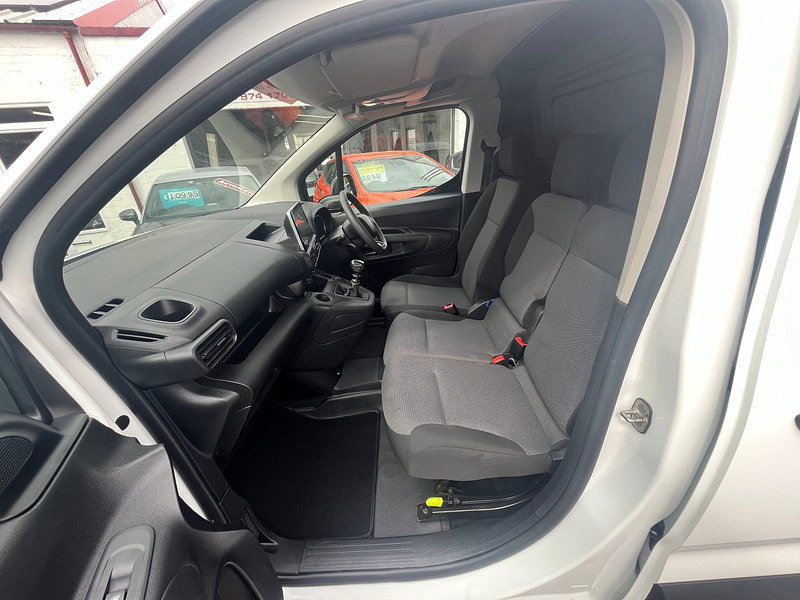 Citroen Berlingo 1.5 BlueHDi 1000 Enterprise M Pro Panel Van 5dr Diesel Manual SWB Euro 6 (s/s) (100 ps)