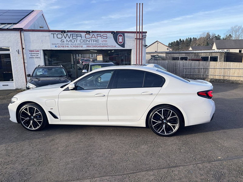 BMW 5 Series 2.0 530e 12kWh M Sport Saloon 4dr Petrol Plug-in Hybrid Steptronic Euro 6 (s/s) (292 ps)