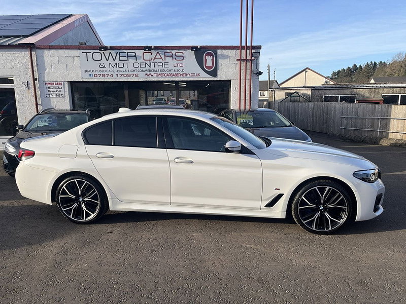 BMW 5 Series 2.0 530e 12kWh M Sport Saloon 4dr Petrol Plug-in Hybrid Steptronic Euro 6 (s/s) (292 ps)