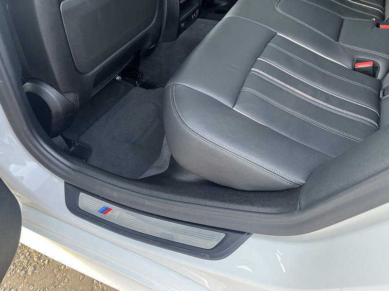 BMW 5 Series 2.0 530e 12kWh M Sport Saloon 4dr Petrol Plug-in Hybrid Steptronic Euro 6 (s/s) (292 ps)