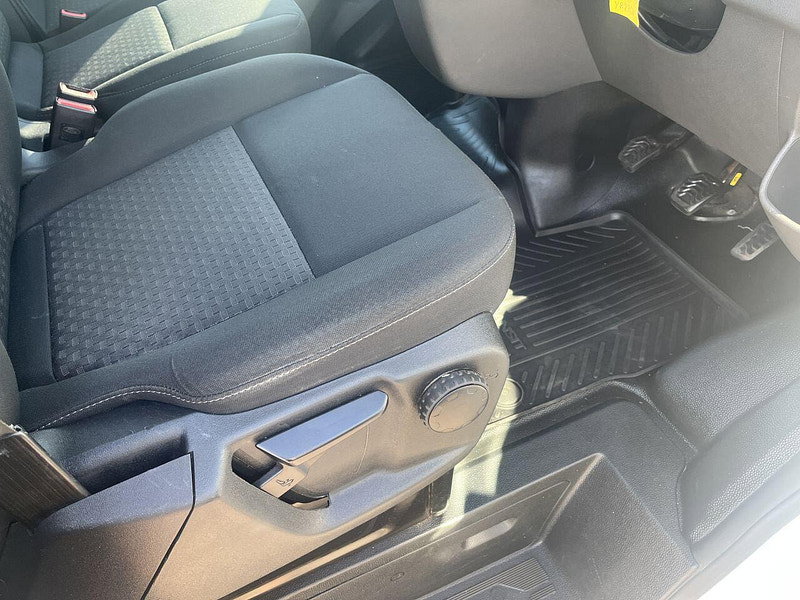 Ford Transit Custom 2.0 300 EcoBlue Trend Panel Van 5dr Diesel Manual L2 H1 Euro 6 (130 ps)