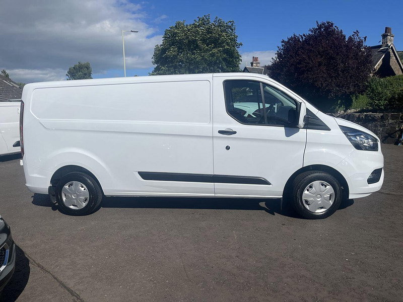 Ford Transit Custom 2.0 300 EcoBlue Trend Panel Van 5dr Diesel Manual L2 H1 Euro 6 (130 ps)