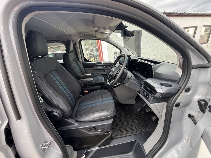 Ford Transit Custom 2.0 320 EcoBlue Sport Crew Van Double Cab 5dr Diesel Auto AWD L1 H1 Euro 6 (s/s) (170 ps)