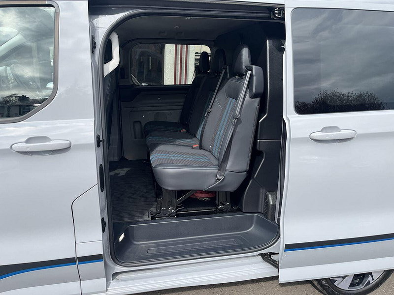 Ford Transit Custom 2.0 320 EcoBlue Sport Crew Van Double Cab 5dr Diesel Auto AWD L1 H1 Euro 6 (s/s) (170 ps)