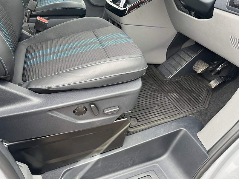 Ford Transit Custom 2.0 320 EcoBlue Sport Crew Van Double Cab 5dr Diesel Auto AWD L1 H1 Euro 6 (s/s) (170 ps)
