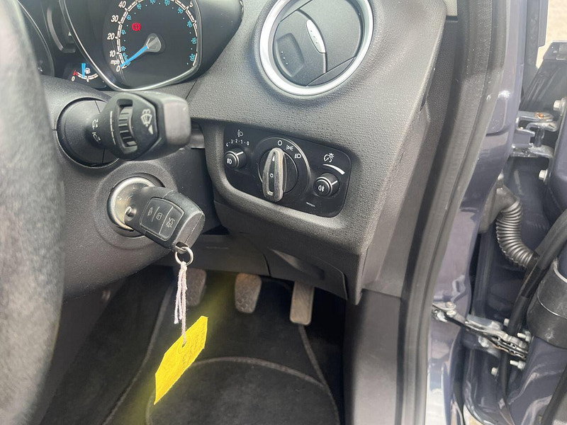 Ford Fiesta 1.0T EcoBoost Zetec Hatchback 5dr Petrol Manual Euro 5 (s/s) (100 ps)