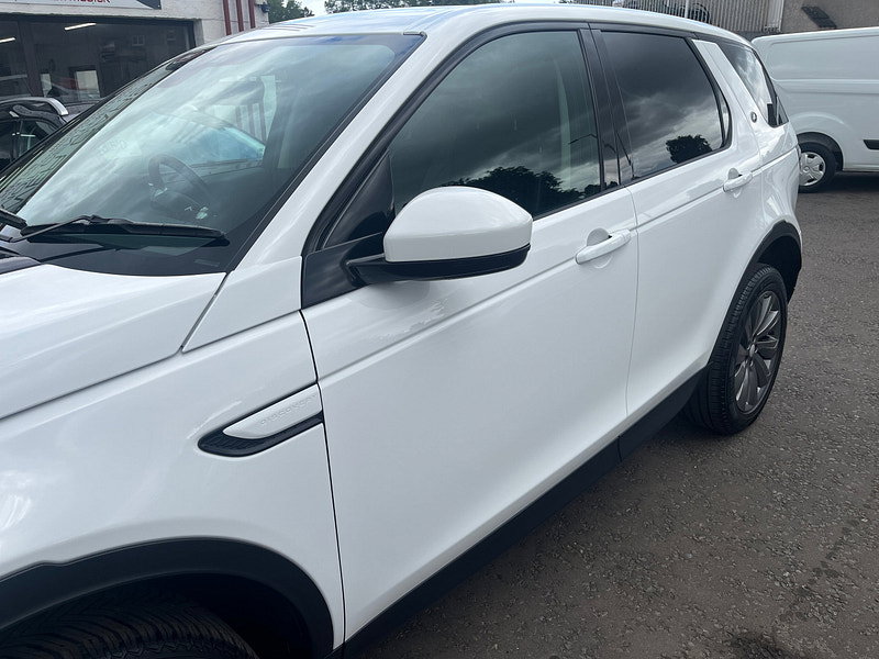 Land Rover Discovery Sport 2.0 D180 MHEV SE SUV 5dr Diesel Auto 4WD Euro 6 (s/s) (180 ps)