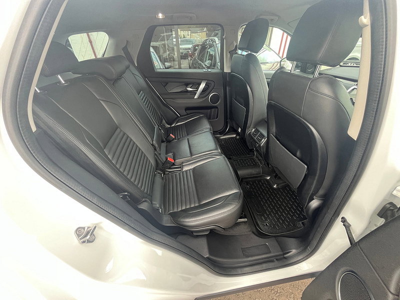 Land Rover Discovery Sport 2.0 D180 MHEV SE SUV 5dr Diesel Auto 4WD Euro 6 (s/s) (180 ps)
