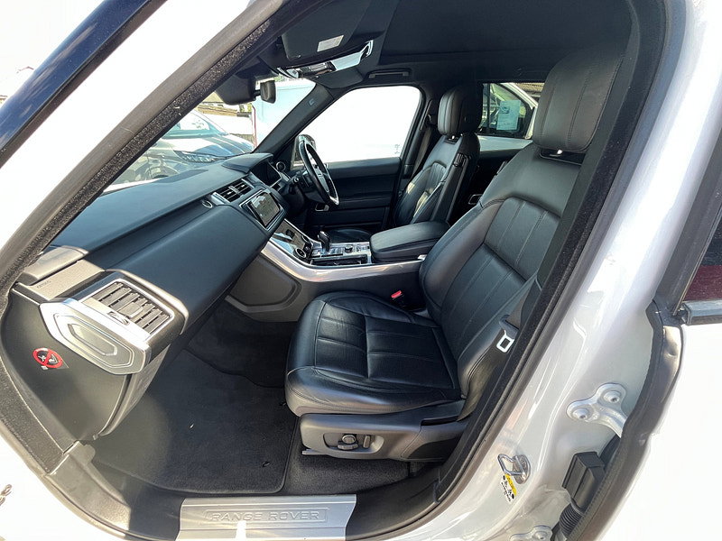 Land Rover Range Rover Sport 3.0 SD V6 HSE SUV 5dr Diesel Auto 4WD Euro 6 (s/s) (306 ps)