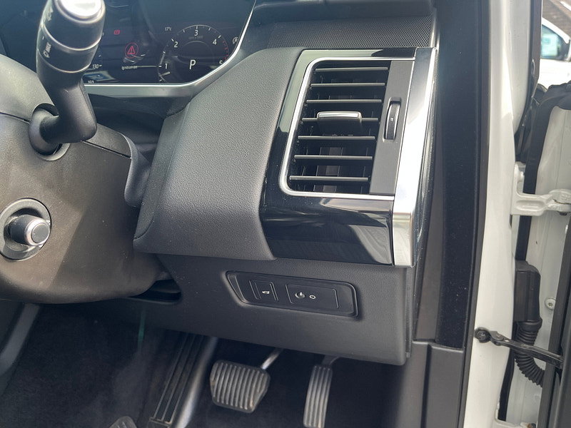 Land Rover Range Rover Sport 3.0 SD V6 HSE SUV 5dr Diesel Auto 4WD Euro 6 (s/s) (306 ps)