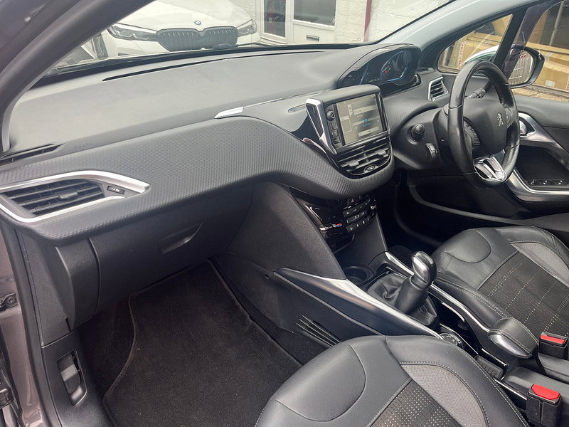 Peugeot 2008 1.6 e-HDi Allure SUV 5dr Diesel Manual Euro 5 (s/s) (92 ps)