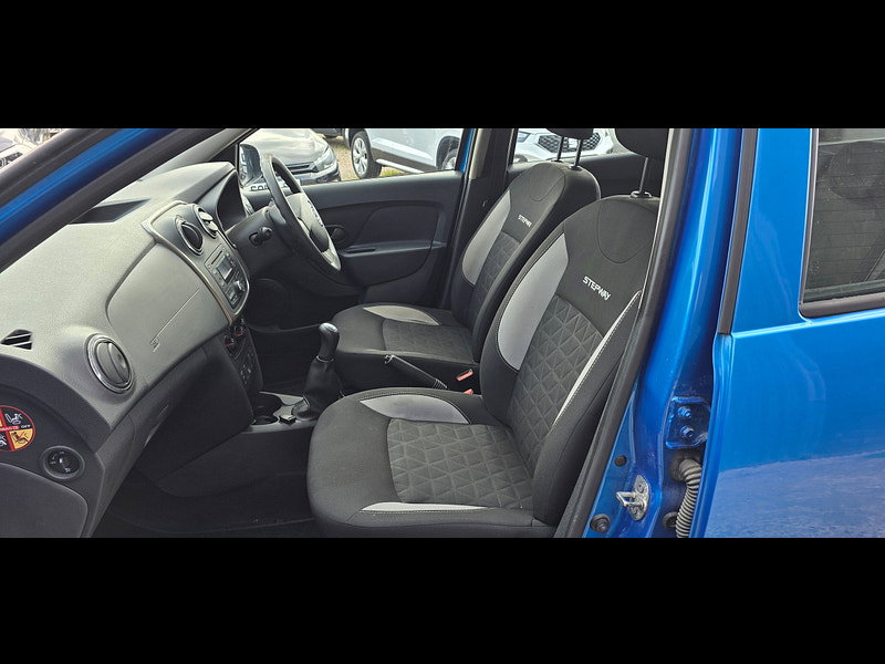Dacia Sandero Stepway 1.5 dCi Ambiance Hatchback 5dr Diesel Manual Euro 6 (s/s) (90 ps)