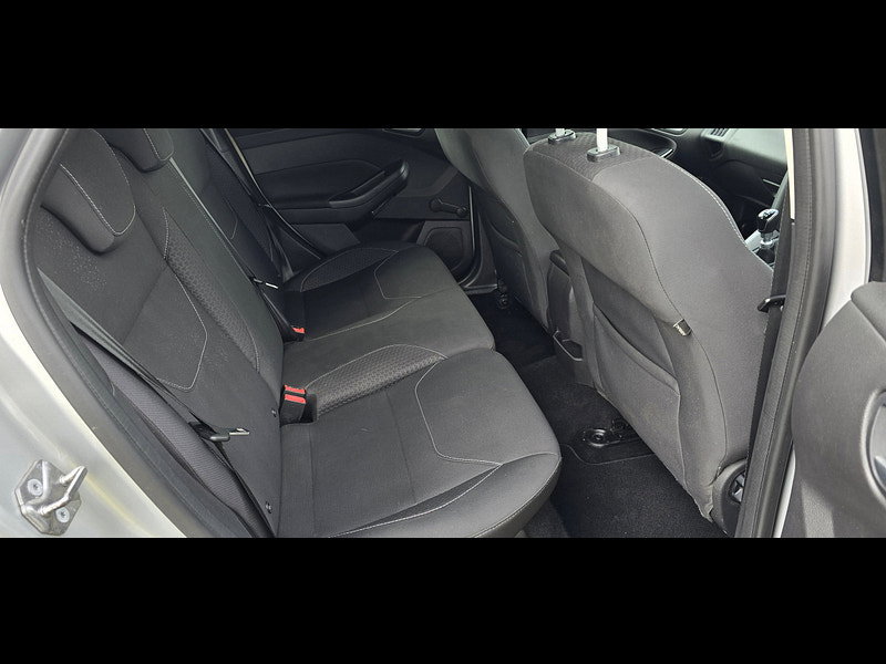 Ford Focus 1.0T EcoBoost Zetec Hatchback 5dr Petrol Manual Euro 6 (s/s) (125 ps)