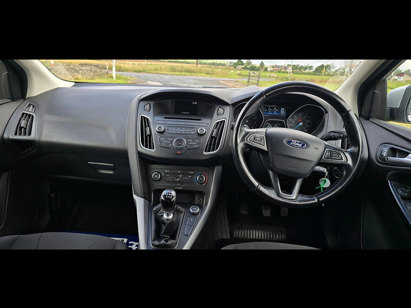 Ford Focus 1.0T EcoBoost Zetec Hatchback 5dr Petrol Manual Euro 6 (s/s) (125 ps)