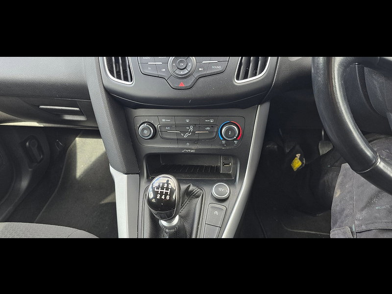 Ford Focus 1.0T EcoBoost Zetec Hatchback 5dr Petrol Manual Euro 6 (s/s) (125 ps)