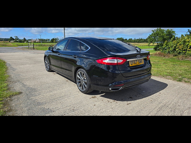 Ford Mondeo 2.0 TDCi Vignale Hatchback 5dr Diesel Powershift Euro 6 (s/s) (180 ps)