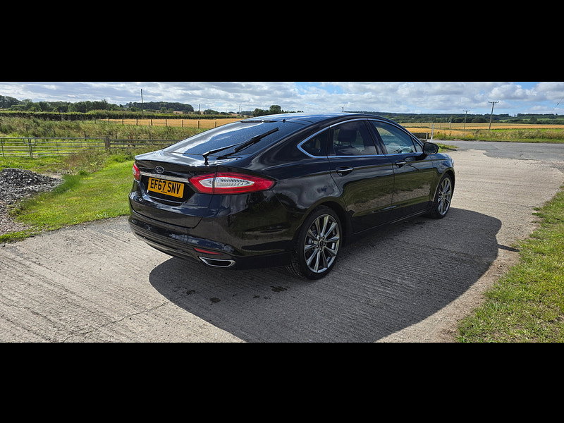 Ford Mondeo 2.0 TDCi Vignale Hatchback 5dr Diesel Powershift Euro 6 (s/s) (180 ps)