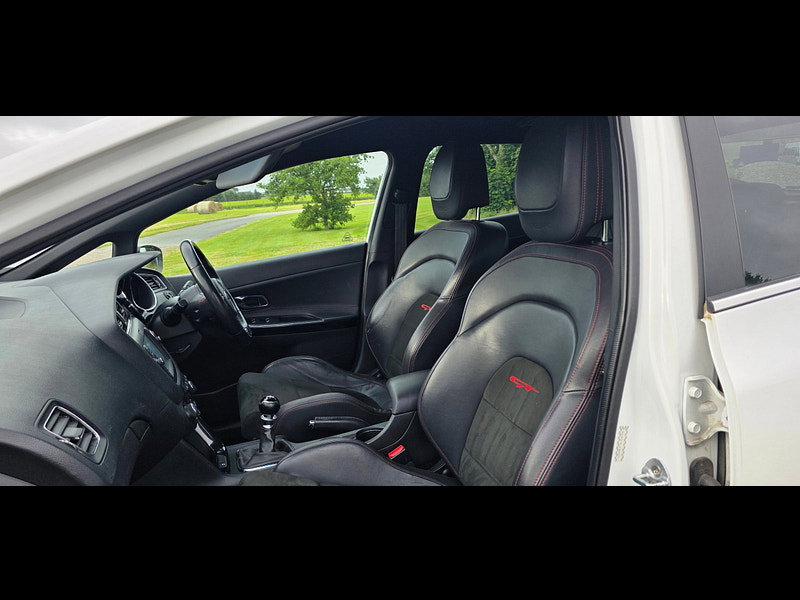 Kia Ceed 1.6 T-GDi GT Hatchback 5dr Petrol Manual Euro 6 (201 bhp)