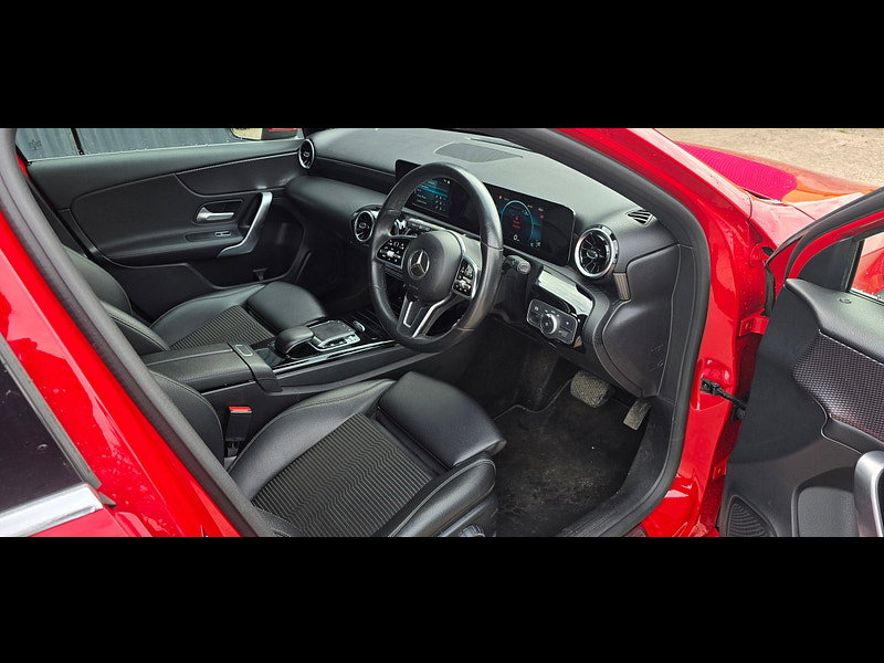 Mercedes-Benz A Class 1.5 A180d Sport Hatchback 5dr Diesel 7G-DCT Euro 6 (s/s) (116 ps)