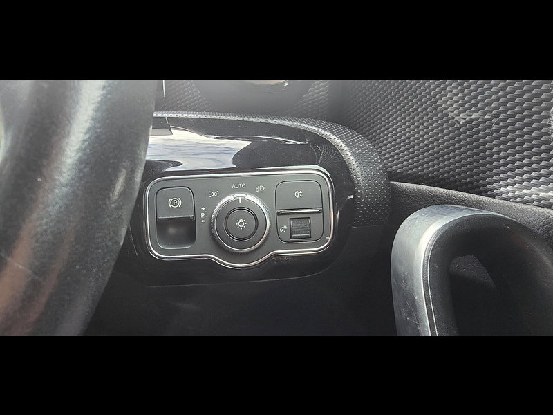 Mercedes-Benz A Class 1.5 A180d Sport Hatchback 5dr Diesel 7G-DCT Euro 6 (s/s) (116 ps)