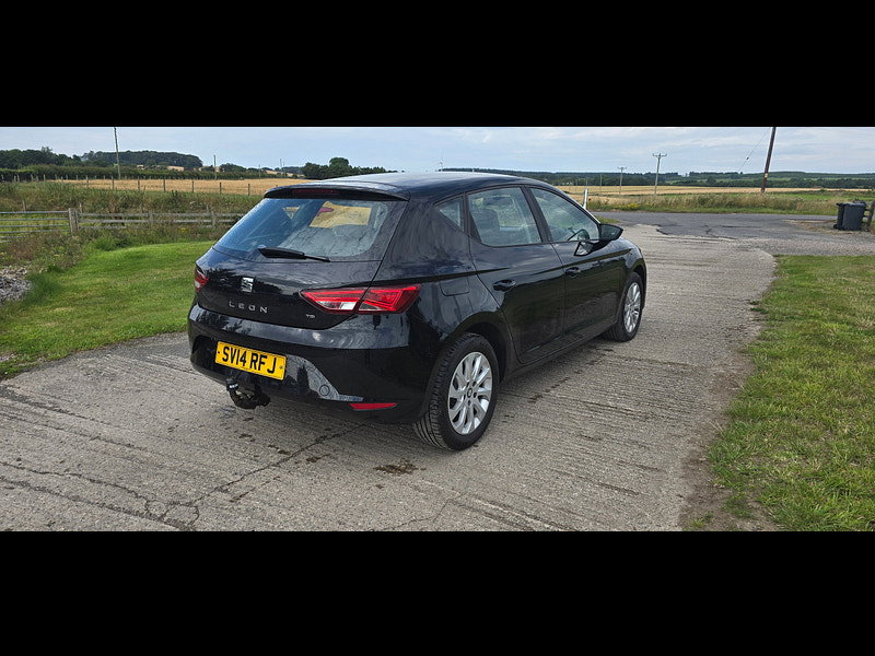 Seat Leon 1.6 TDI CR SE Hatchback 5dr Diesel Manual Euro 5 (s/s) (105 ps)