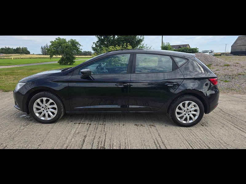 Seat Leon 1.6 TDI CR SE Hatchback 5dr Diesel Manual Euro 5 (s/s) (105 ps)