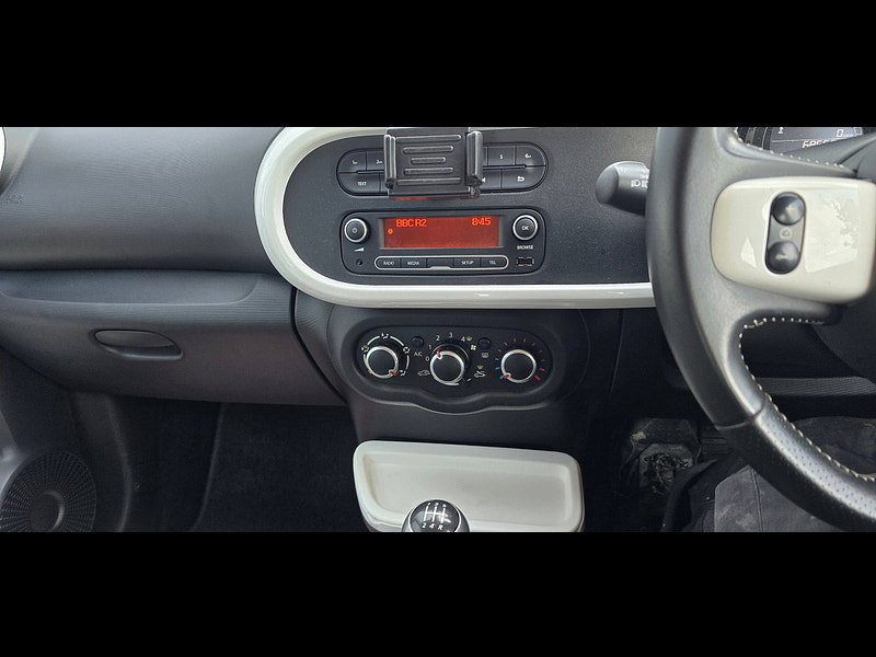 Renault Twingo 0.9 TCe ENERGY Dynamique Hatchback 5dr Petrol Manual Euro 6 (s/s) (90 ps)