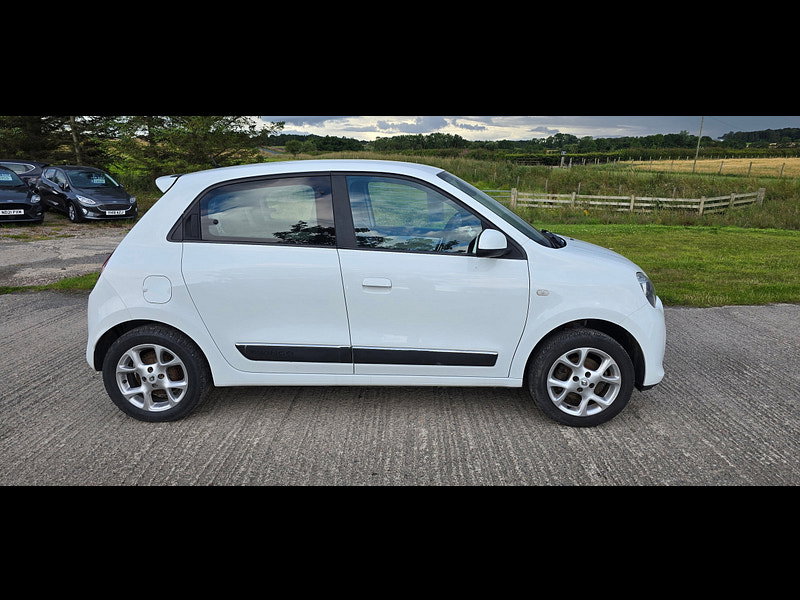 Renault Twingo 0.9 TCe ENERGY Dynamique Hatchback 5dr Petrol Manual Euro 6 (s/s) (90 ps)