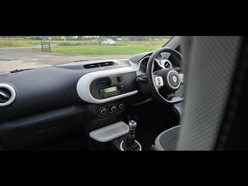 Renault Twingo 0.9 TCe ENERGY Dynamique Hatchback 5dr Petrol Manual Euro 6 (s/s) (90 ps)