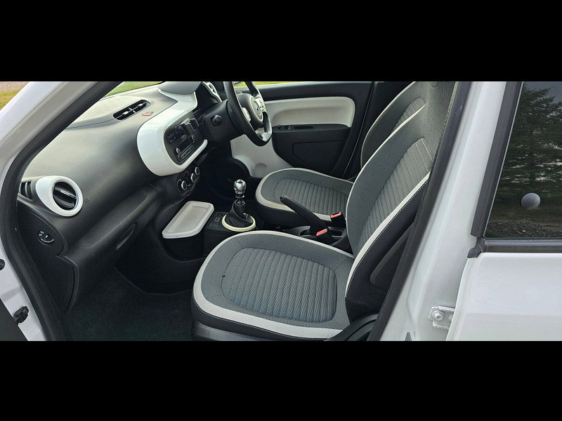 Renault Twingo 0.9 TCe ENERGY Dynamique Hatchback 5dr Petrol Manual Euro 6 (s/s) (90 ps)