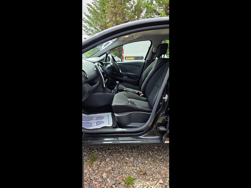 Renault Clio 1.2 16V Dynamique Nav Hatchback 5dr Petrol Manual Euro 6 (75 ps)