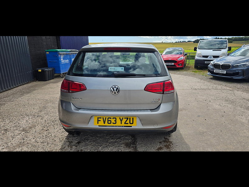 Volkswagen Golf 1.6 TDI BlueMotion Tech S Hatchback 5dr Diesel Manual Euro 5 (s/s) (105 ps)