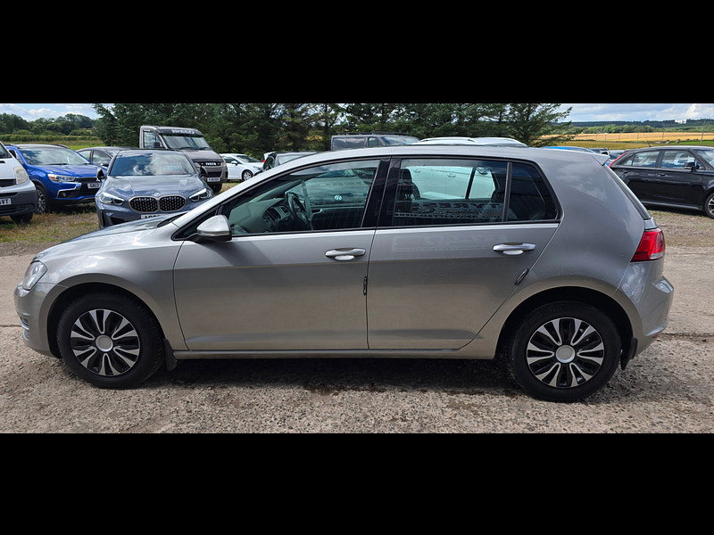 Volkswagen Golf 1.6 TDI BlueMotion Tech S Hatchback 5dr Diesel Manual Euro 5 (s/s) (105 ps)