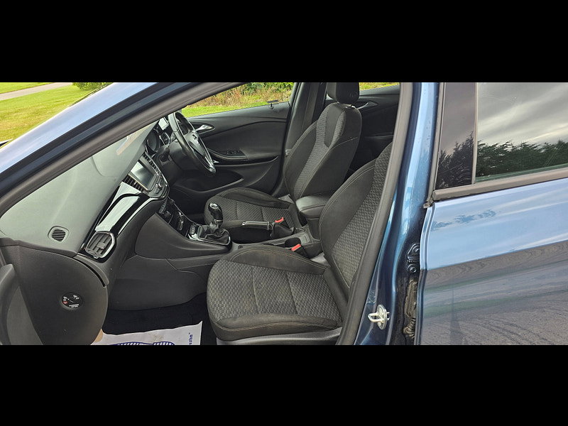 Vauxhall Astra 1.4i Turbo SRi Hatchback 5dr Petrol Manual Euro 6 (150 ps)
