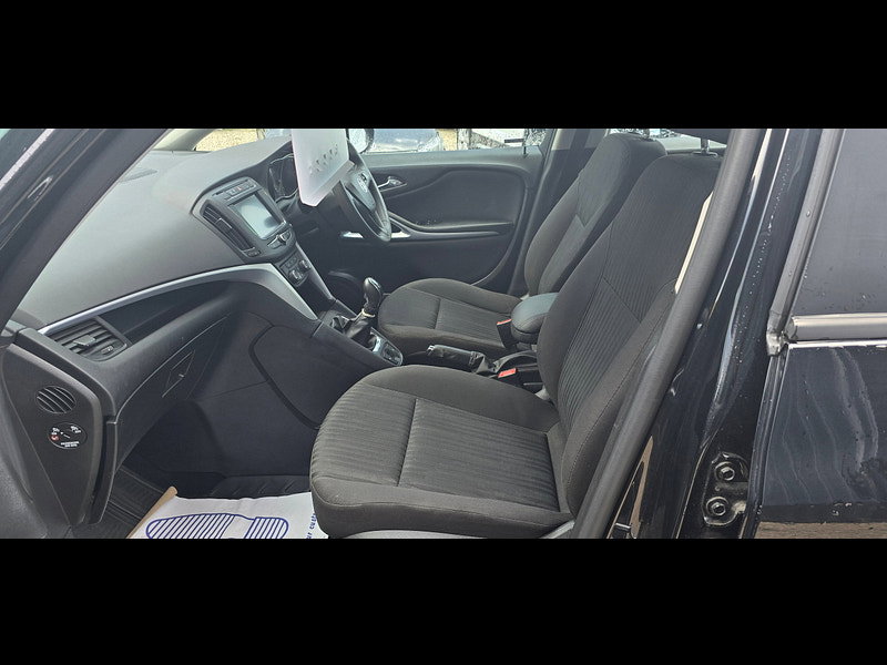 Vauxhall Zafira Tourer 1.4i Turbo Design MPV 5dr Petrol Manual Euro 6 (140 ps)