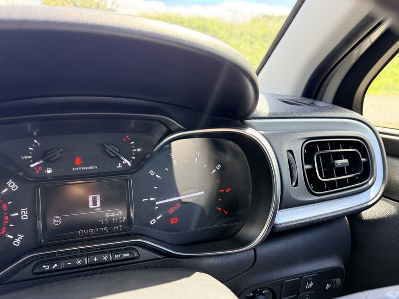 Citroen C3 1.2 PureTech Flair Hatchback 5dr Petrol Manual Euro 6 (s/s) (110 ps)