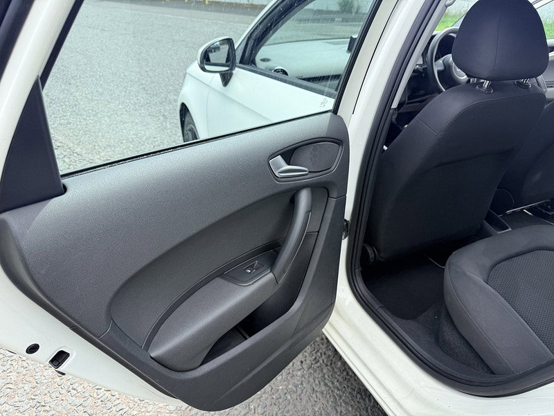Audi A1 1.6 TDI SE Sportback 5dr Diesel Manual Euro 5 (s/s) (105 ps)