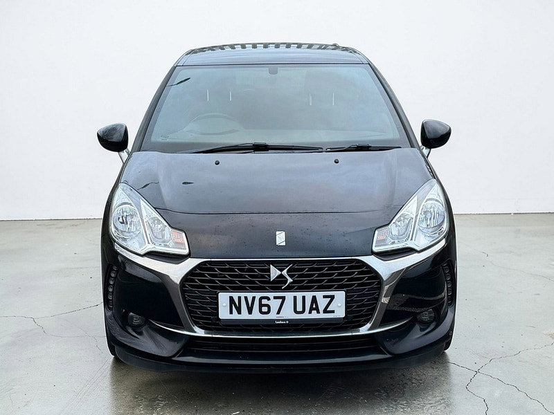 DS Automobiles DS 3 1.2 PureTech Connected Chic Hatchback 3dr Petrol Manual Euro 6 (82 ps)