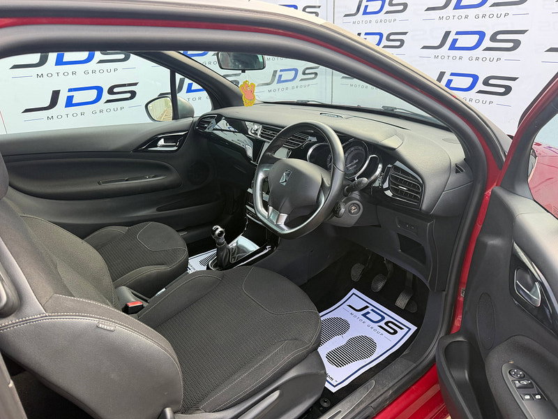 DS Automobiles DS 3 1.2 PureTech DStyle Nav Hatchback 3dr Petrol Manual Euro 6 (s/s) (110 ps)