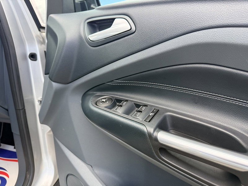 Ford C-Max 2.0 TDCi Titanium X MPV 5dr Diesel Powershift Euro 5 (163 ps)