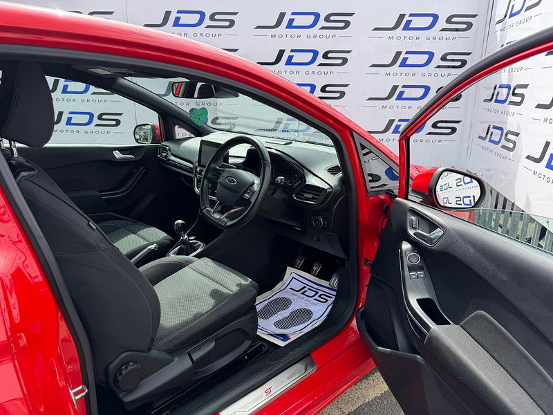 Ford Fiesta 1.0T EcoBoost ST-Line Hatchback 3dr Petrol Manual Euro 6 (s/s) (100 ps)