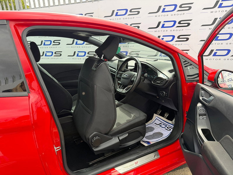 Ford Fiesta 1.0T EcoBoost ST-Line Hatchback 3dr Petrol Manual Euro 6 (s/s) (100 ps)