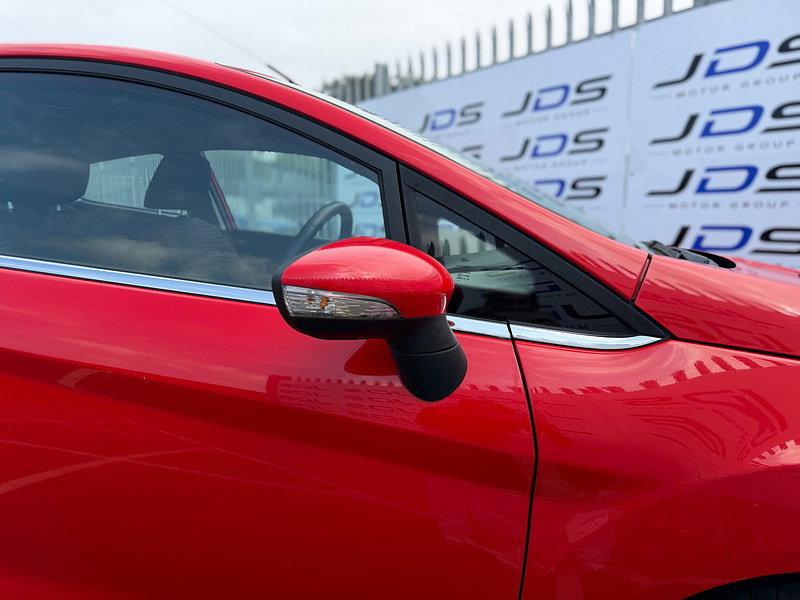 Ford Fiesta 1.0T EcoBoost Zetec Hatchback 3dr Petrol Manual Euro 5 (s/s) (100 ps)