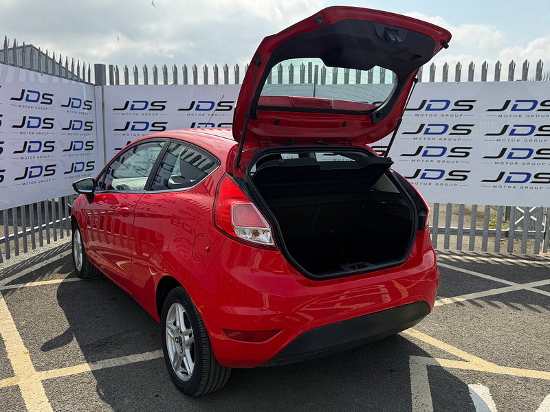 Ford Fiesta 1.0T EcoBoost Zetec Hatchback 3dr Petrol Manual Euro 5 (s/s) (100 ps)