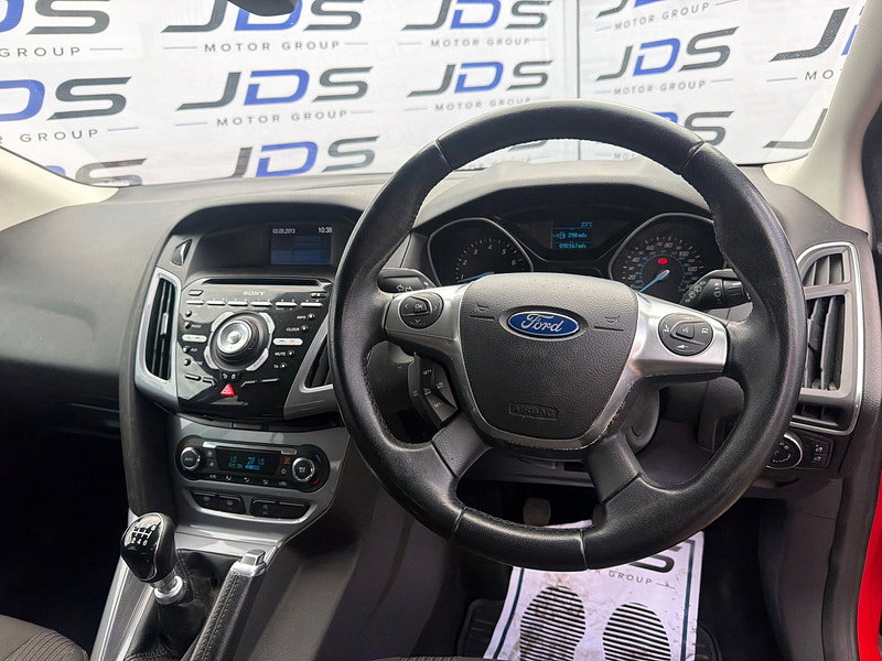 Ford Focus 1.0T EcoBoost Titanium Hatchback 5dr Petrol Manual Euro 5 (s/s) (125 ps)