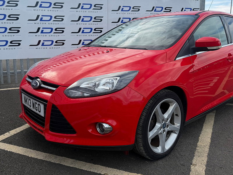 Ford Focus 1.0T EcoBoost Titanium Hatchback 5dr Petrol Manual Euro 5 (s/s) (125 ps)