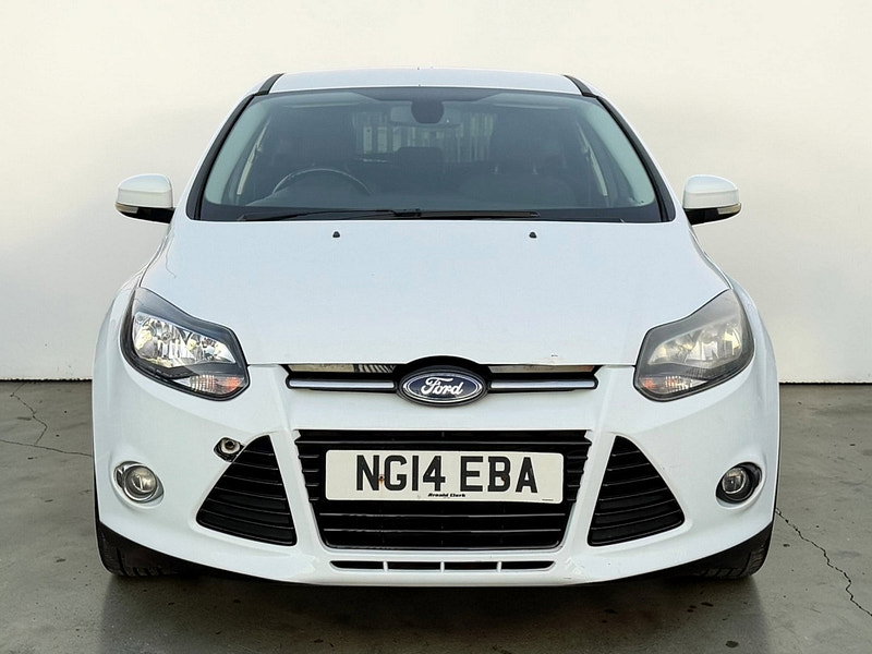 Ford Focus 1.0T EcoBoost Titanium Navigator Hatchback 5dr Petrol Manual Euro 5 (s/s) (125 ps)