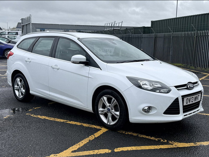 Ford Focus 1.0T EcoBoost Zetec Estate 5dr Petrol Manual Euro 5 (s/s) (125 ps)